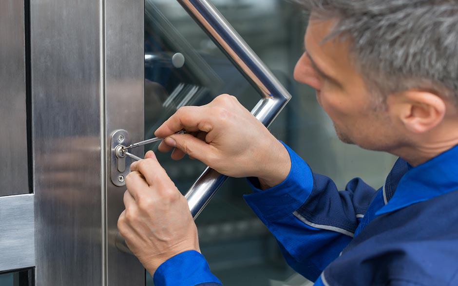 certification d'un serrurier Paris 14